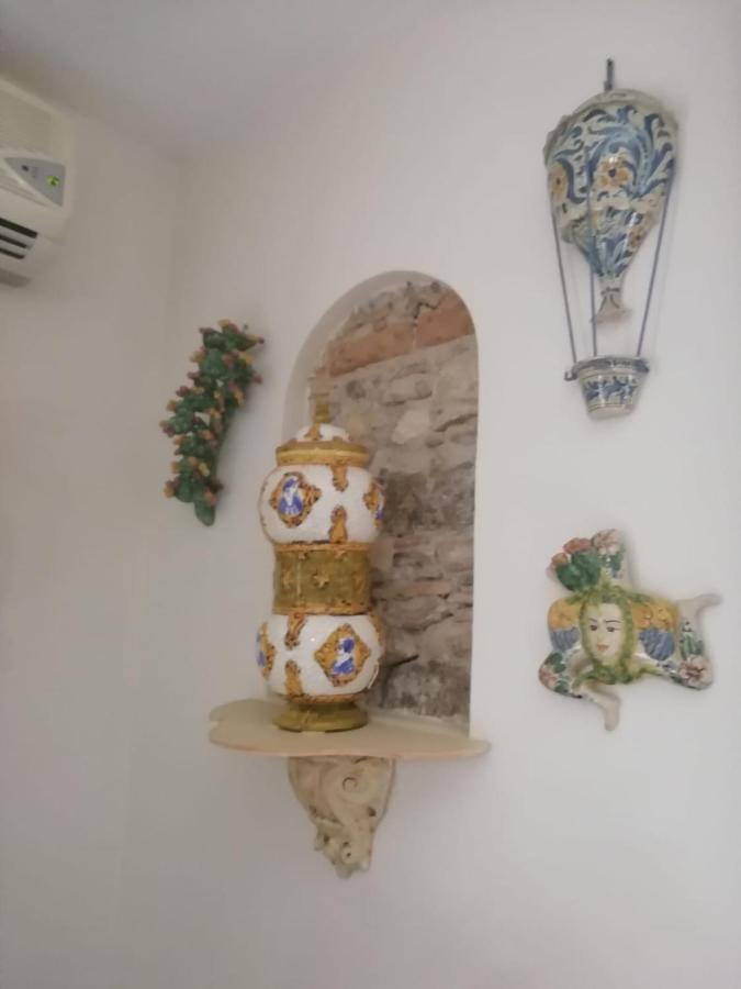 Apartamento Casa Antica Savoia Taormina Exterior foto